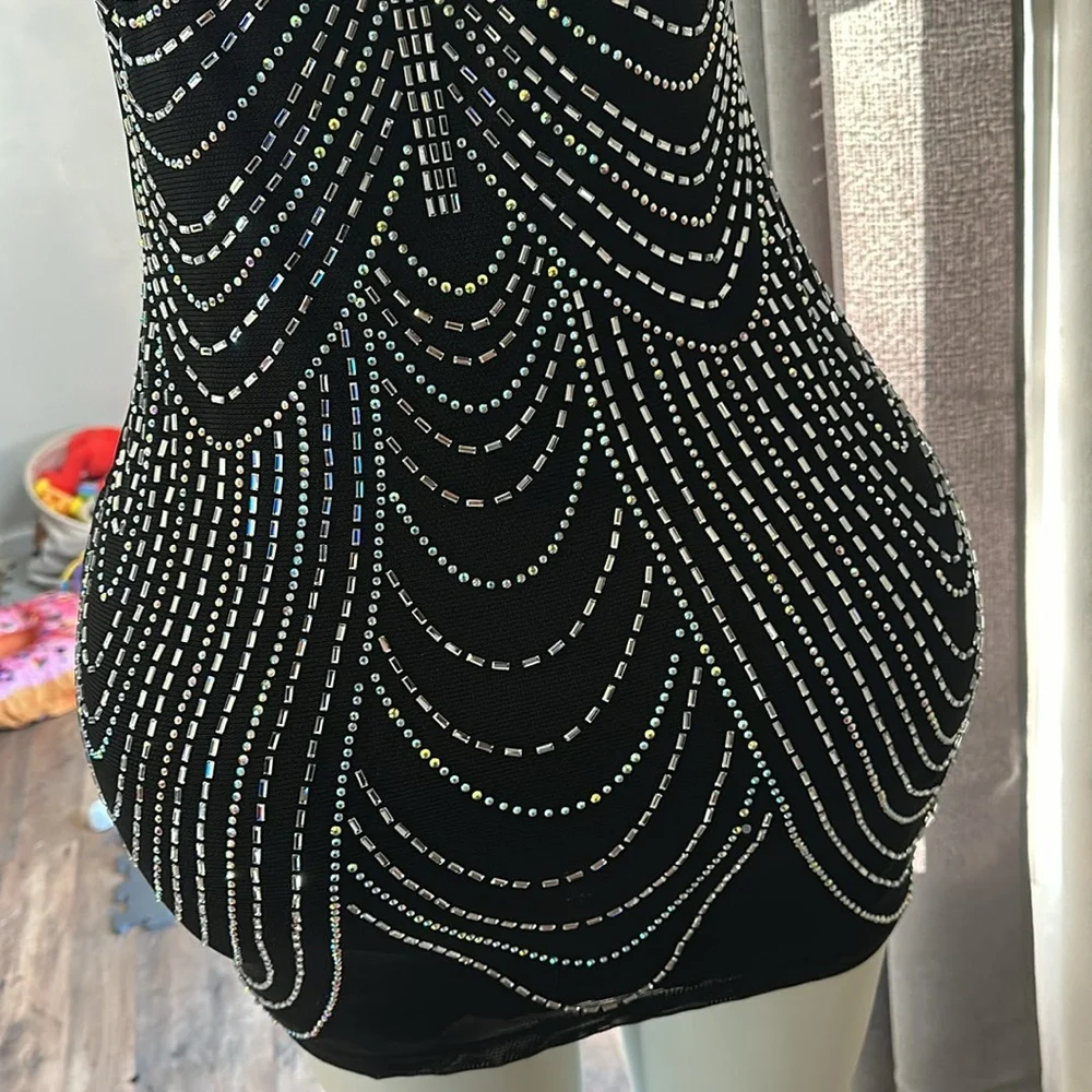 Dress - Picture 6 of 8